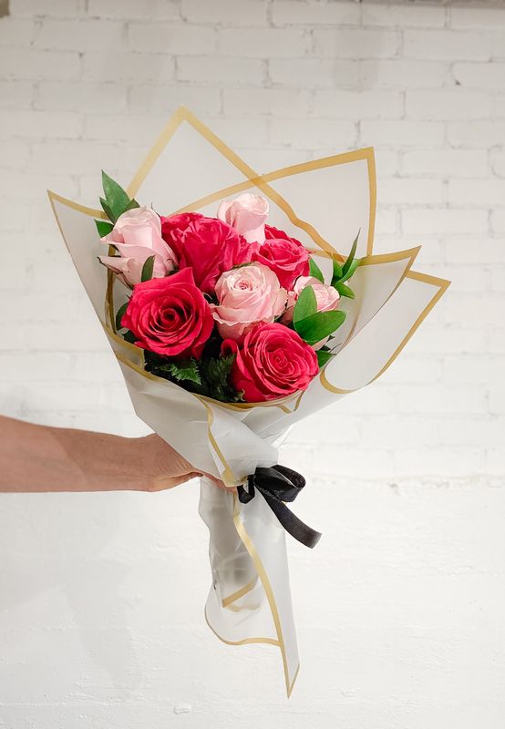 Dozen Rose Hand Tied Bouquet