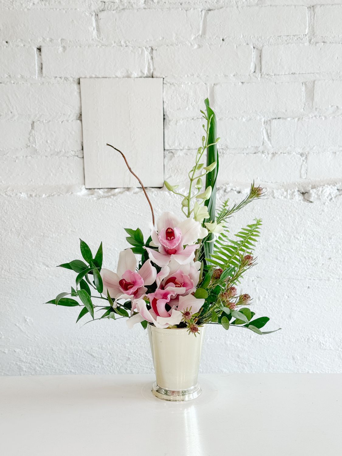 Contemporary Spray, Size: Small