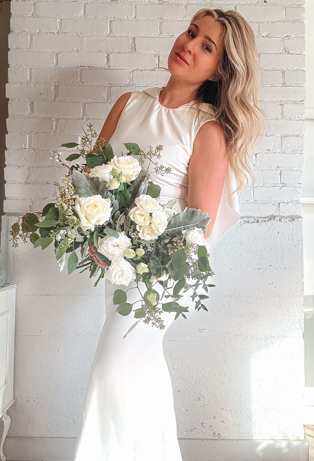 Soft &amp; Flowy Brides Bouquet