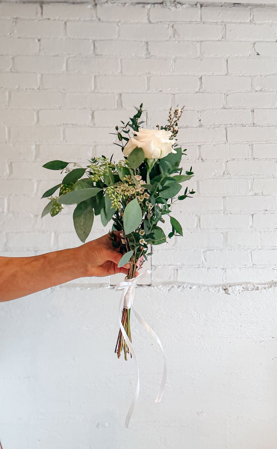 Soft &amp; Flowy Throwing Bouquet