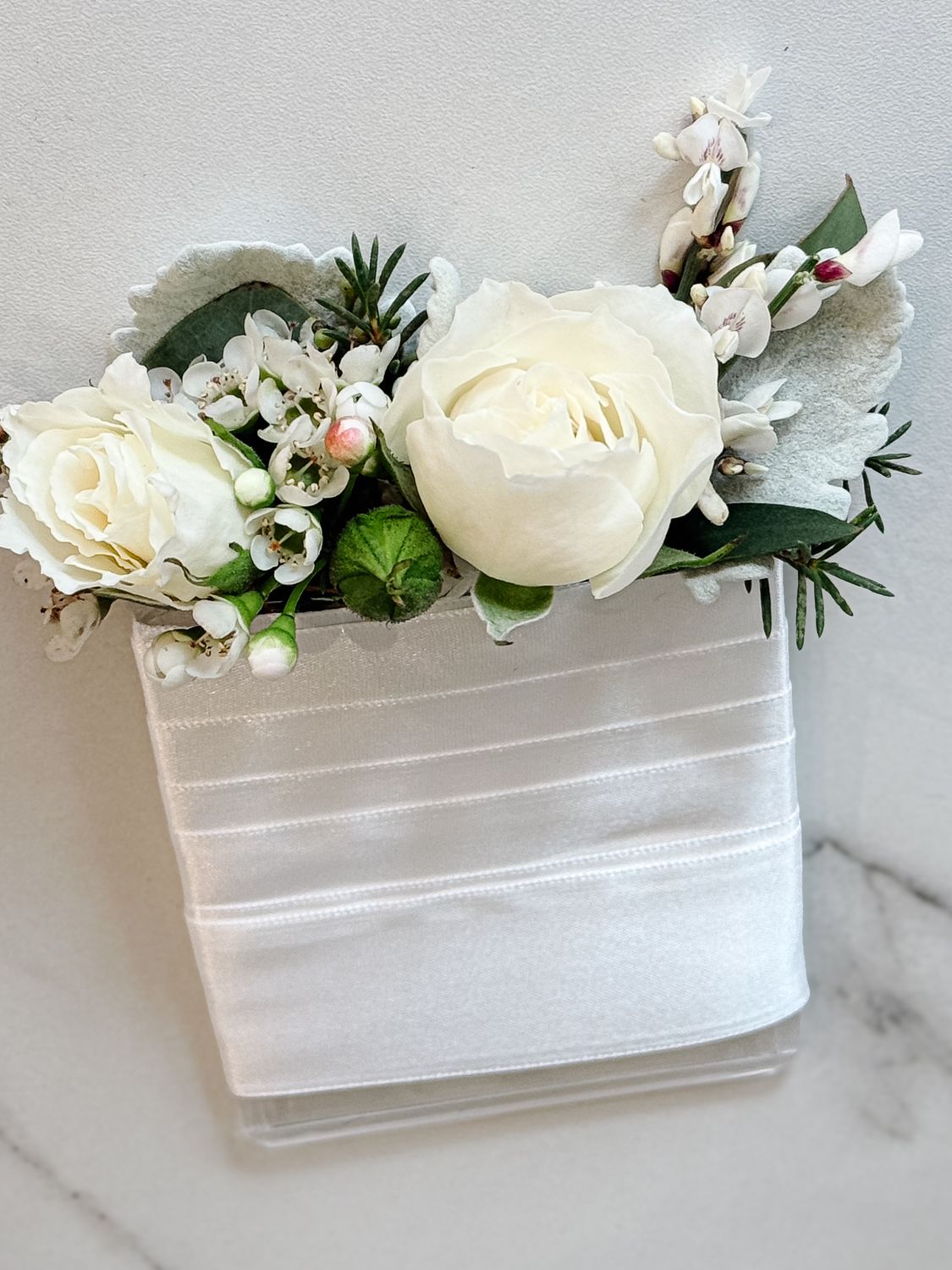 Soft &amp; Flowy Pocket Boutonniere