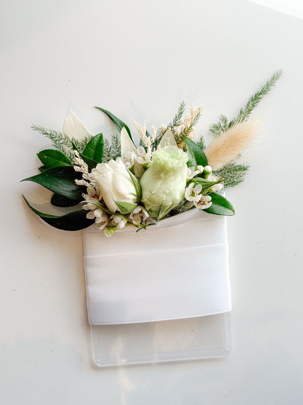 Wild &amp; free Pocket Boutonniere