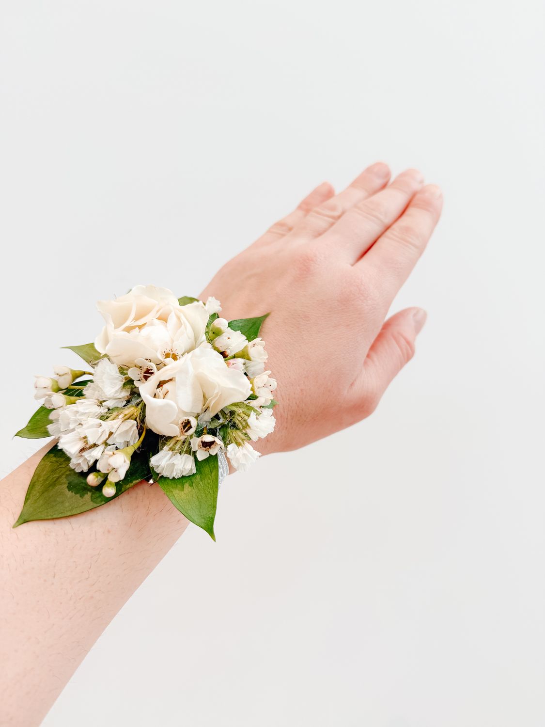 Simple &amp; Petite Wrist Corsage