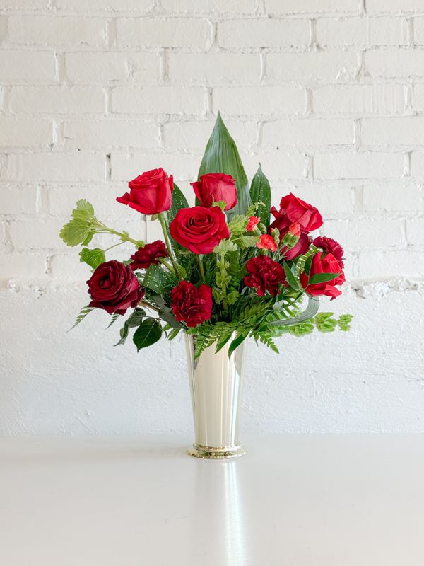 Traditional Rose Spray