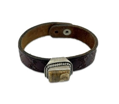 Leather Band with Rectangular Agate