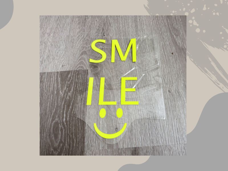 Bügelbild SMILE neongelb passend zu NEVIANO