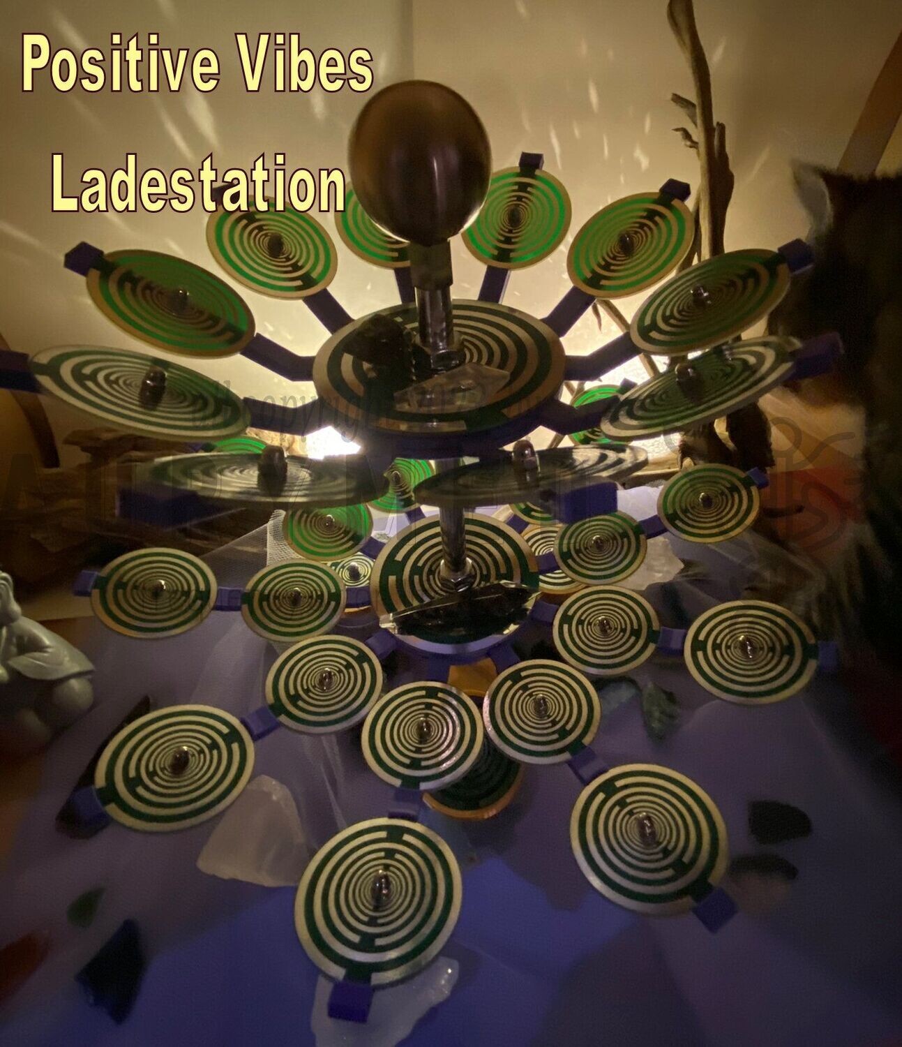 Paratenne im Lakhovsky Design