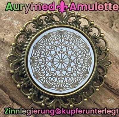 Amulette - Dodecagram als weisser ca. 25 mm großer Coin mit Zinnlegierung in eine bronzefarbende Fassung eingearbeitet, Kupfer unterlegt Amulette - Dodecagram als weisser ca. 25 mm großer Coin mit Zinnlegierung in eine bronzefarbende Fassung eingearbeitet, Kupfer unterlegt