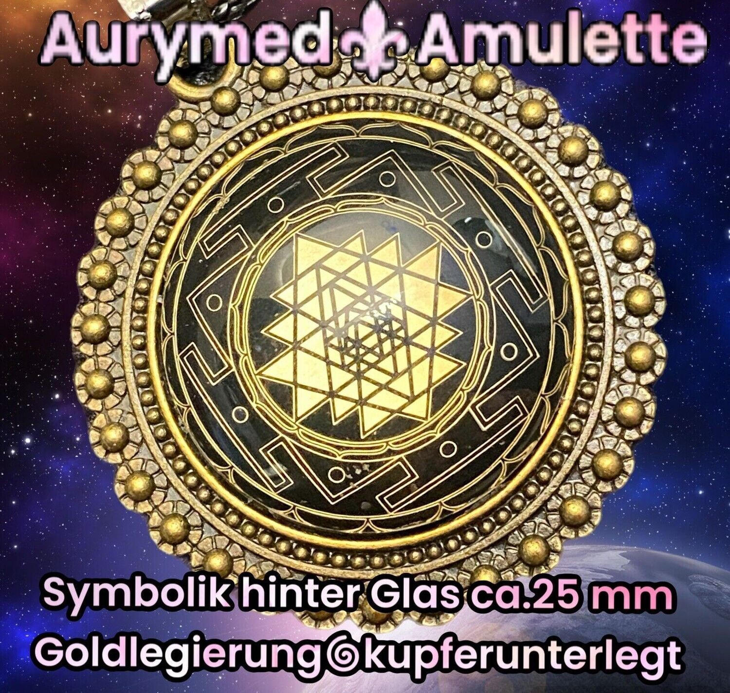 Amulette - Sri Yantra Symbol der heiligen Geometrie als nachtschwarzer ca. 25 mm großer Coin hinter Glas mit Goldlegierung in eine bronzefarbende Fassung eingearbeitet, Kupfer unterlegt