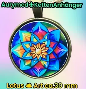 Amulette - bronzefarbend, regenbogenfarbender Lotus mit Sunflower, Disc in bunt mit ca.25 mm Durchmesser, Coin Rückseite durch die Verarbeitung nicht sichtbar aber Coin Gold legiert, Kupfer unterlegt