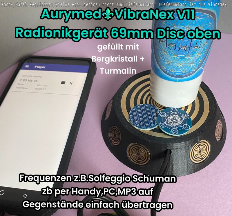 69 mm VibraNex UFO - schwarz, Oberflächenplatte gold legiert, Füllung Bergkristtal & Turmaline 69 mm VibraNex UFO - schwarz, Oberflächenplatte gold legiert, Füllung Bergkristtal & Turmaline