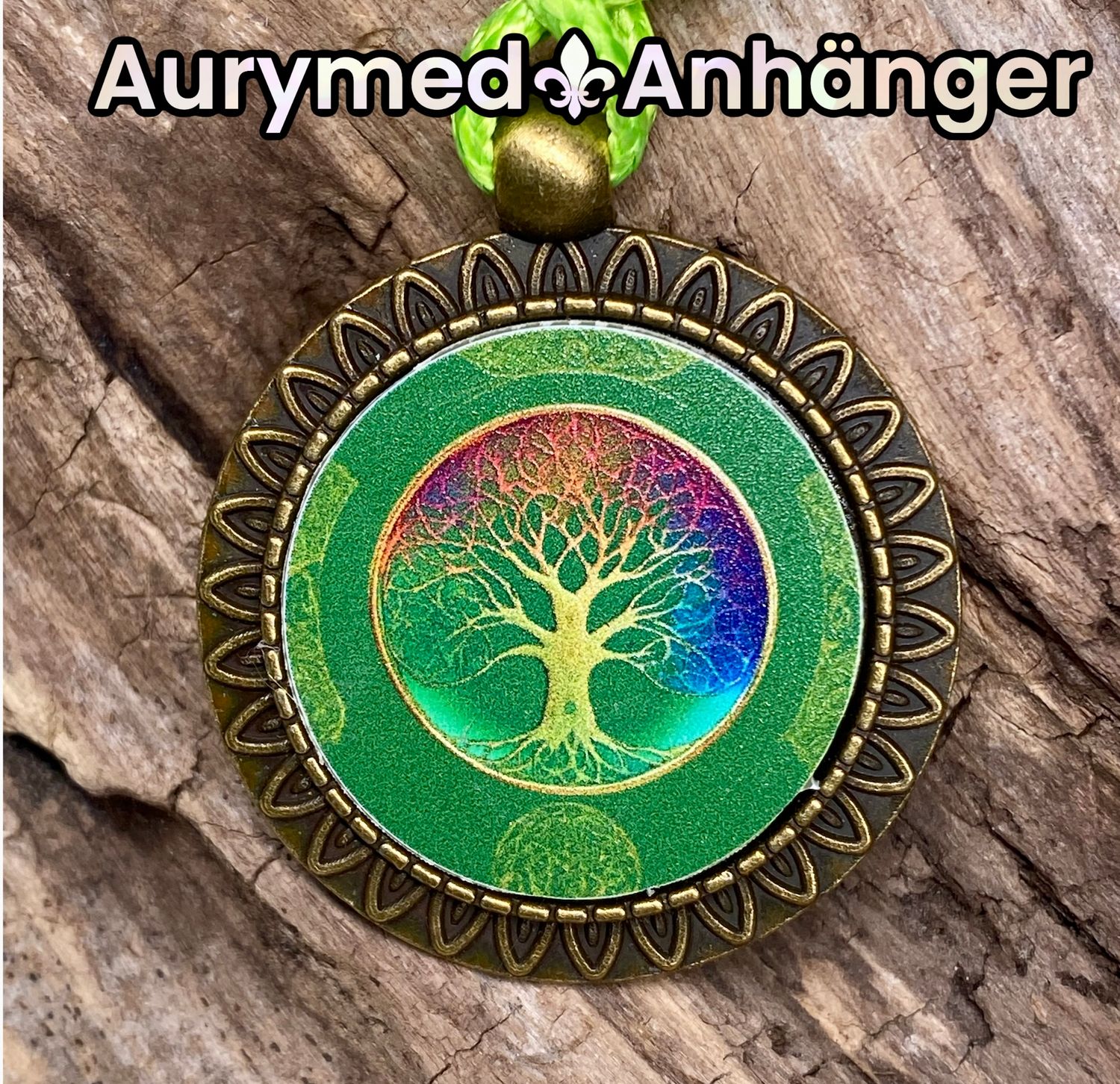 Amulette - bronzefarbend, Baum des Lebens, Disc in regenbogenfarbend mit ca.25 mm Durchmesser