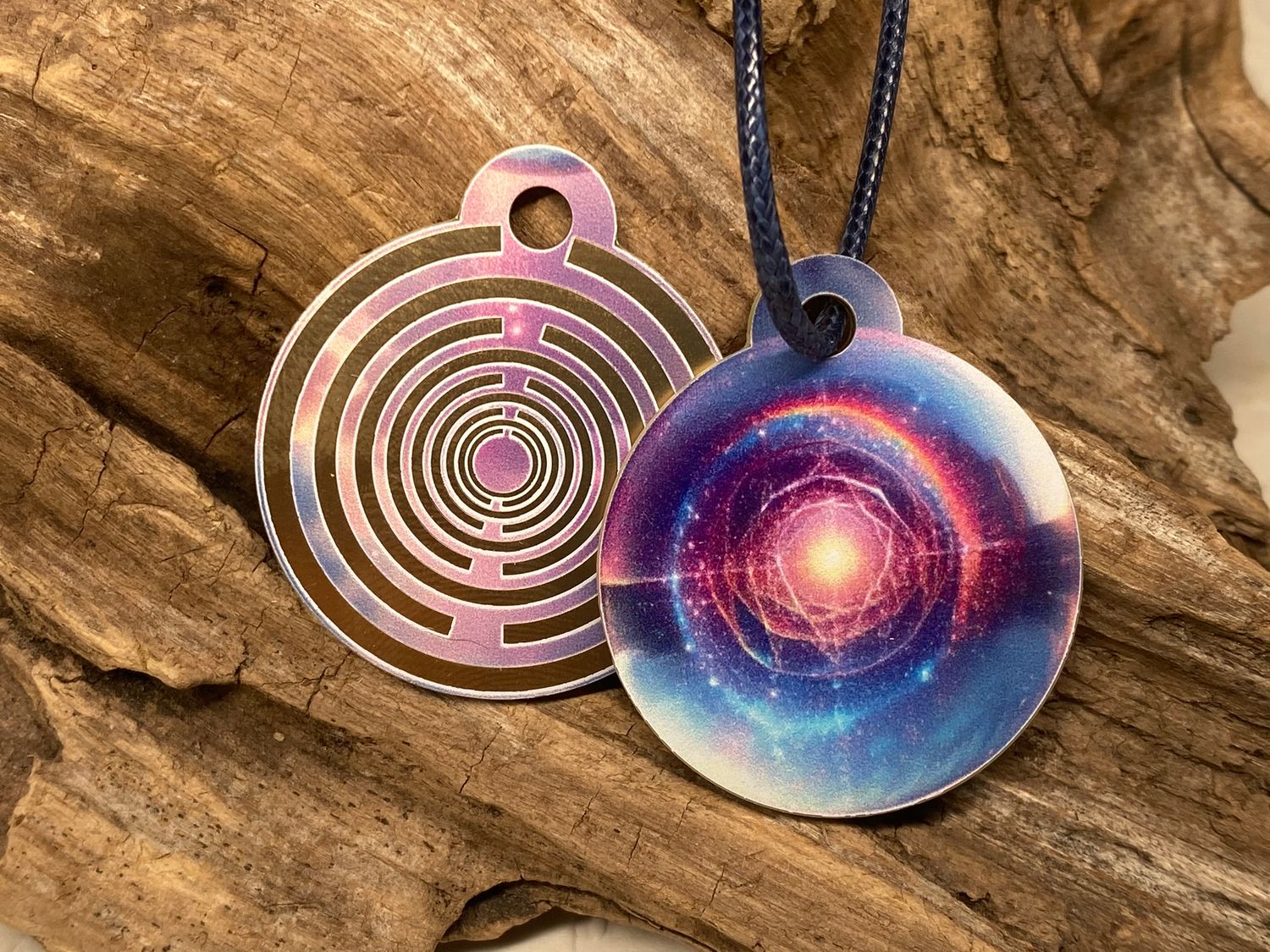 Anhänger Mini Serie rund- Lakhovsyk Antennen Symbol Design - Frequenzportal Anhänger Mini Serie rund- Lakhovsyk Antennen Symbol Design - Frequenzportal