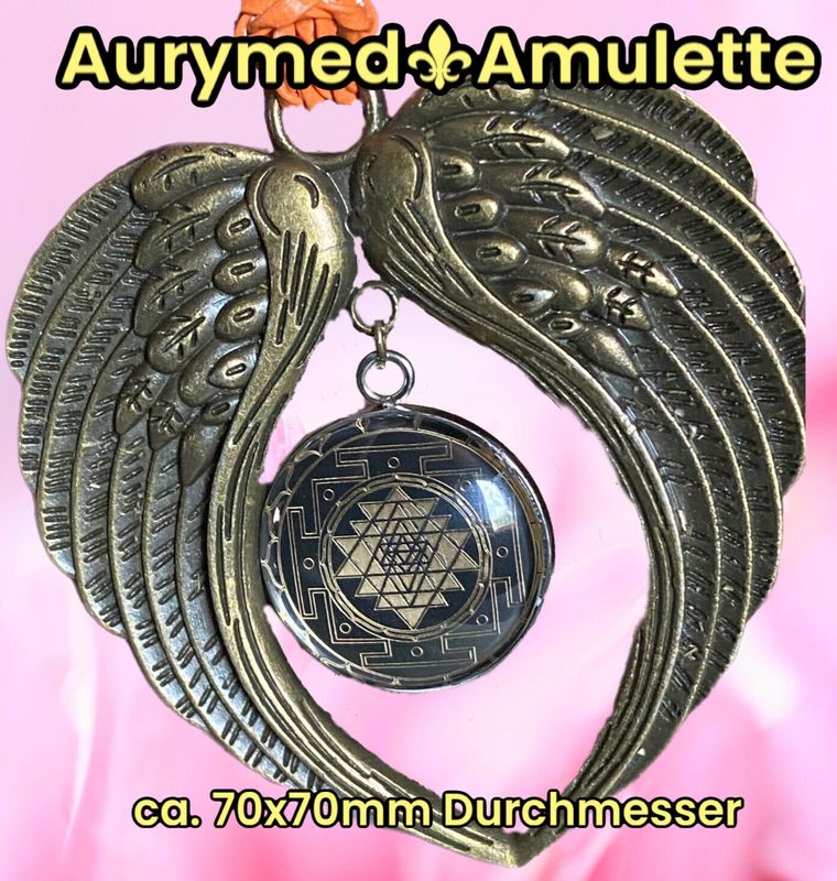Amulette - bronzefarbend, Engelsflügel, Sri Yantra, Disc in schwarz (hinter Glas) mit ca.25 mm Durchmesser, Disc Gold legiert, Kupfer unterlegt