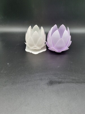 Theelicht bloem gekleurd