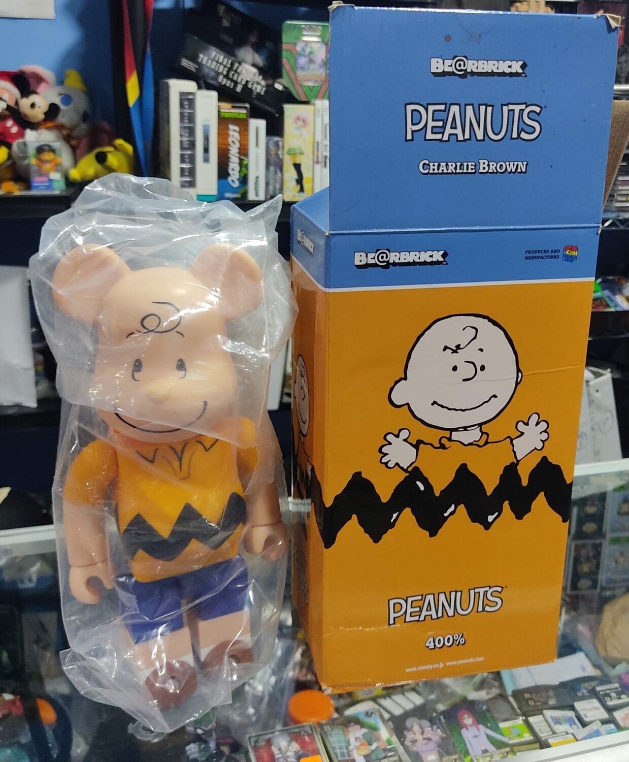 SH Peanuts 400% Art Toy Charlie Brown Snoopie Estatua Bearbrick