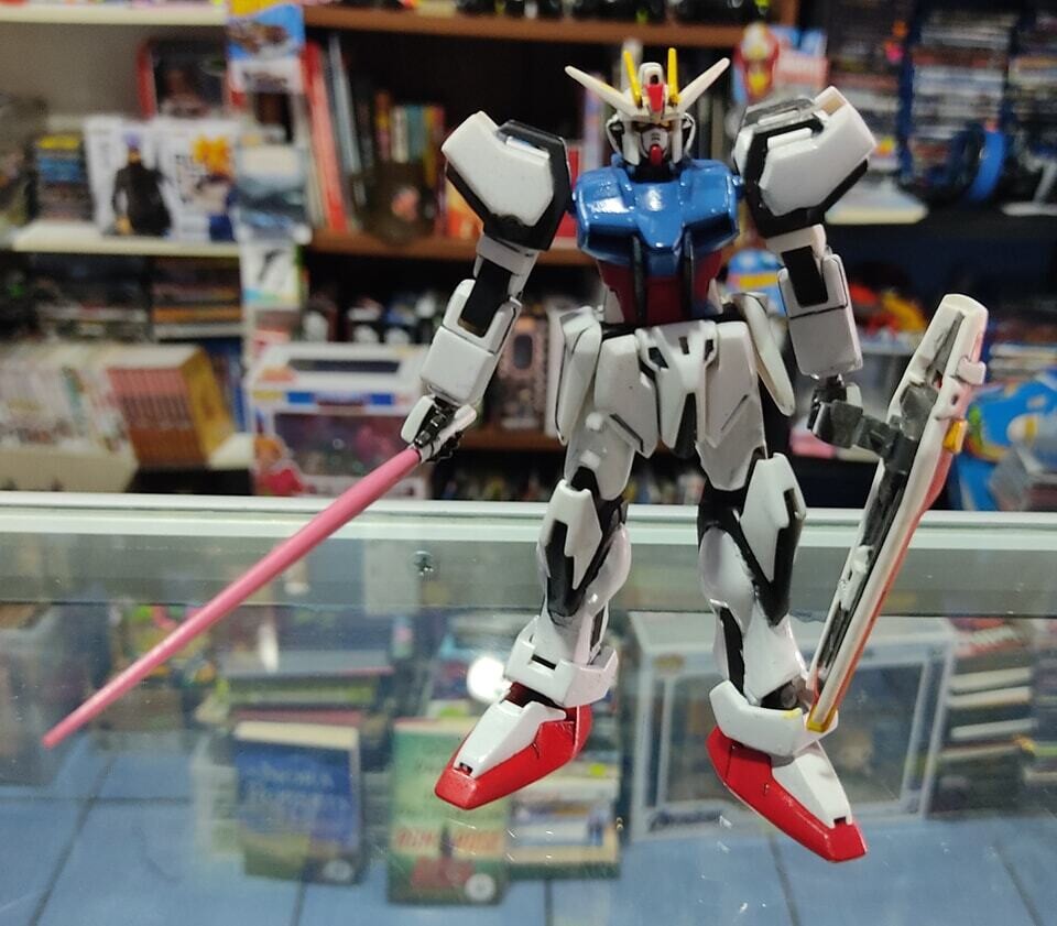 Gundam Bandai Model Kit Armado