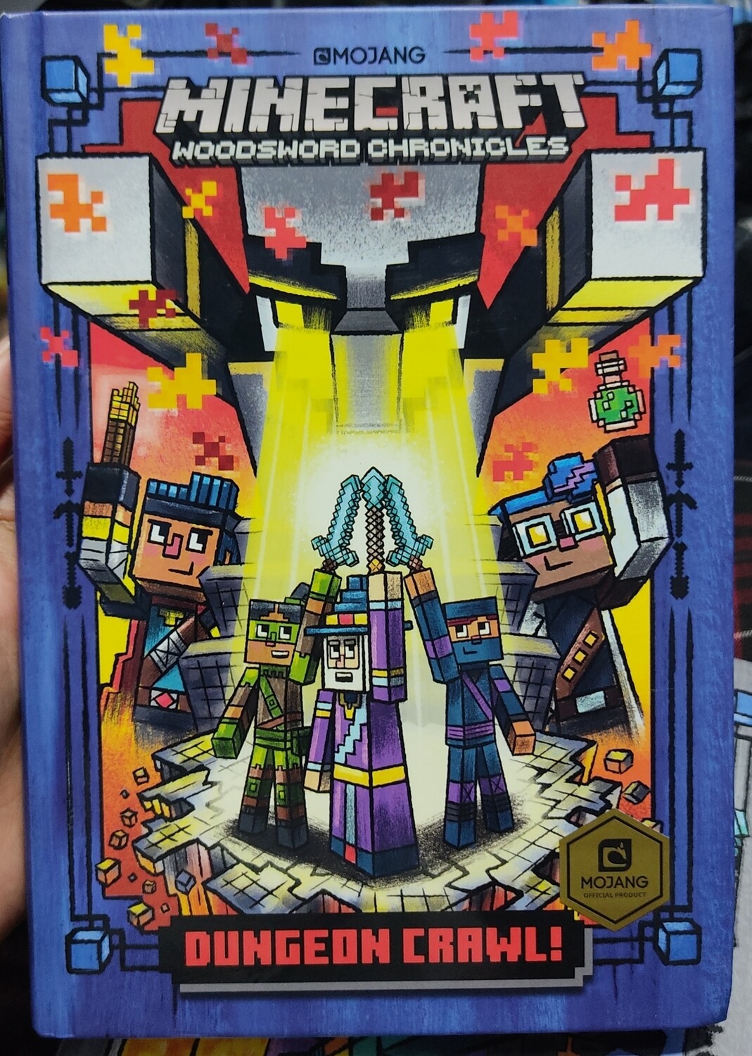 TS Minecraft Woodsword Chronicles Dungeon Crawl Tapa Dura Libro Ingles