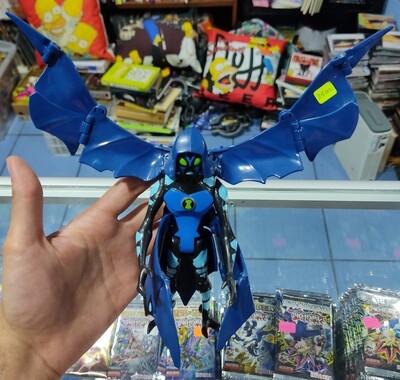 BA14 Ben 10 Figura Big Chill Alien Force
