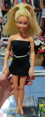 Barbie Muneca Vestido Negro Vintage