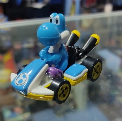Yoshi Mario Kart Hot Wheels Super Mario Bros