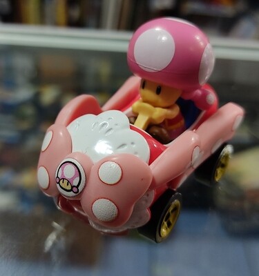 Toadette Mario kart Hot Wheels Super Mario Bros
