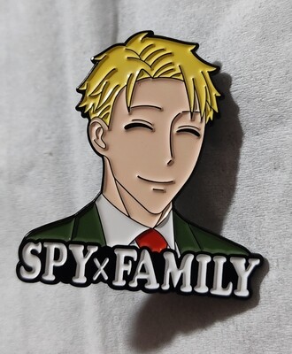 SH11 Spy x Family Pin Metal Anime