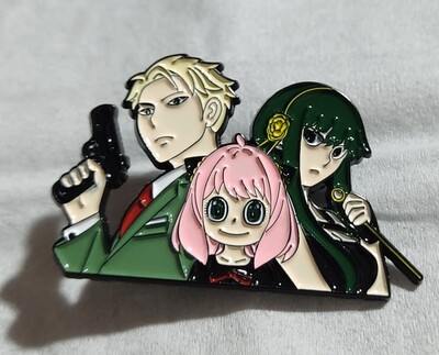 SH10 Spy x Family Pin Metal Anime