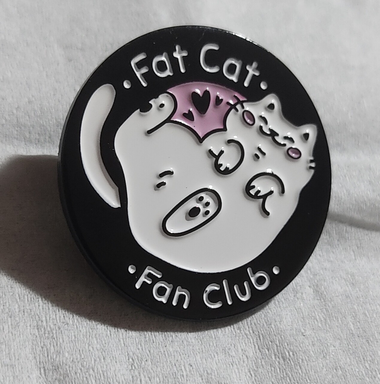 Pin Metal Gatos