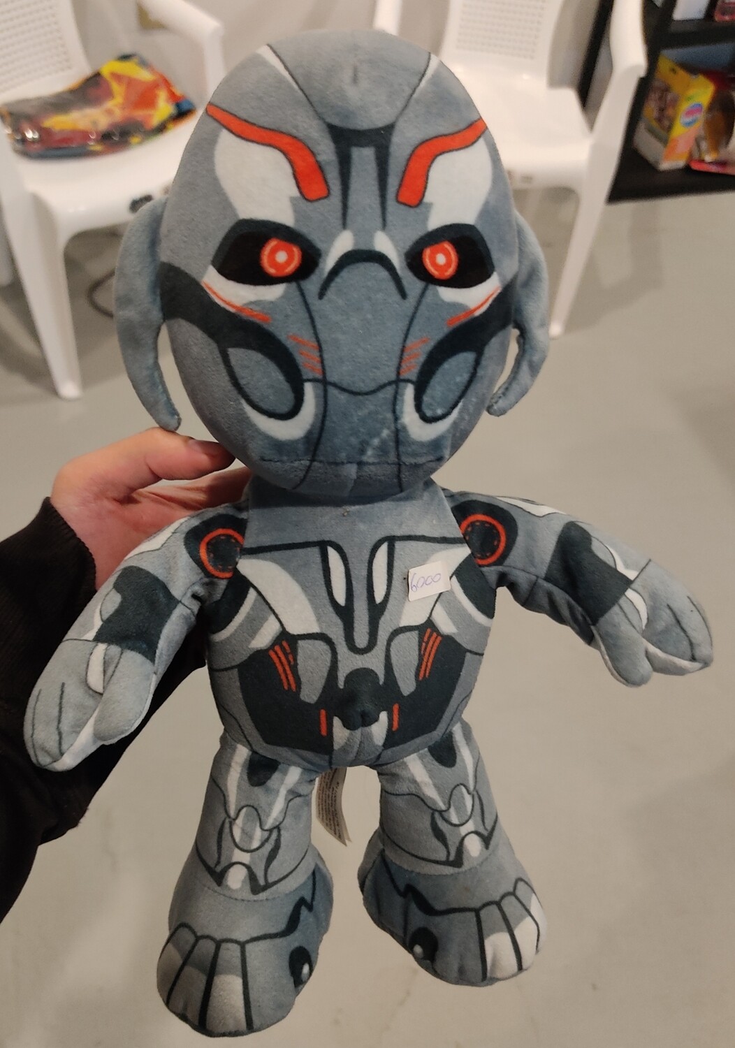 TS Ultron Marvel Peluche