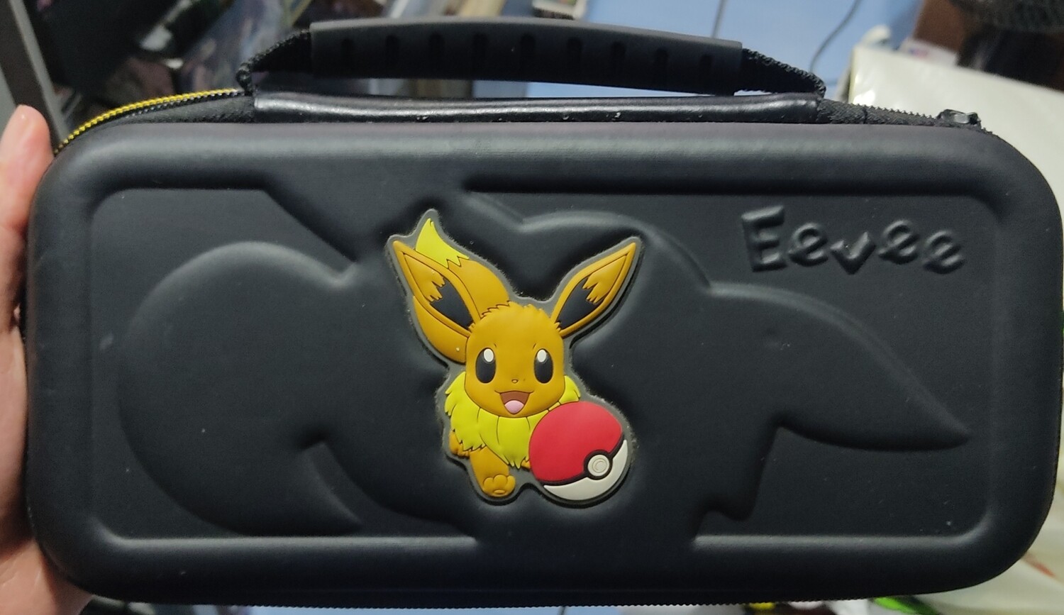 Estuche Nintendo Switch Eevee Pokemon