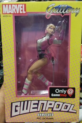 Gwenpool Unmasked Estatua Marvel Galley Diorama GameStop Exclusive