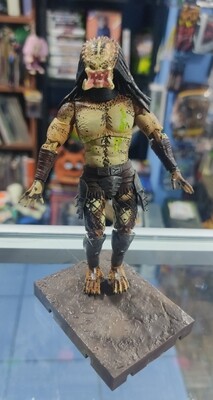 SJ Predator Figura Hiya Toys 4 Pulgadas