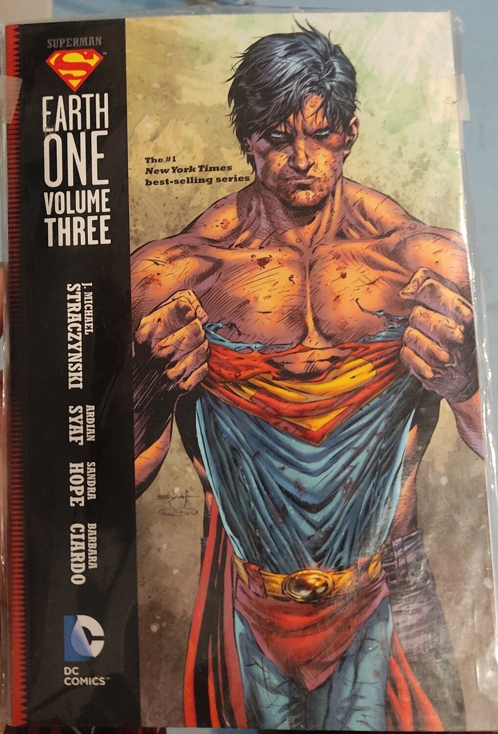 BA15 Superman Earth One Volume Three TP DC Comics Ingles