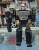 Transformers Kingdom Core EX-06 Megatron Figura