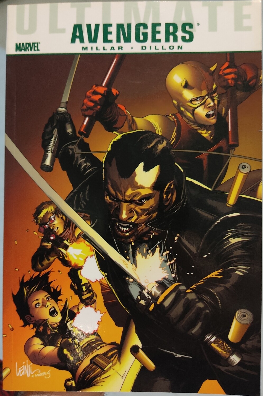 TS Ultimate Avengers Blade Vs The Avengers TP Marvel Comics Ingles