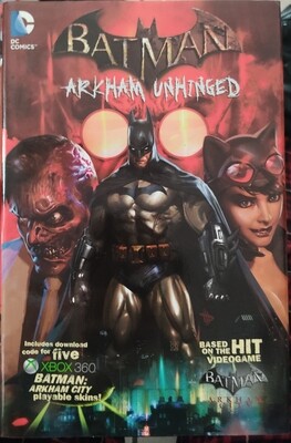 TS Batman Arkham Unhinged Tapa Dura DC Comics Ingles