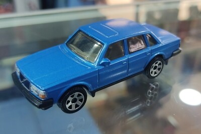 BA 1986 Volvo 240 Matchbox Suelto