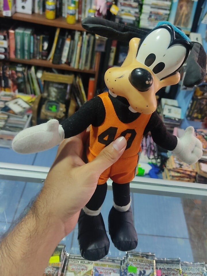 SJ4 Goofy Peluche Disney