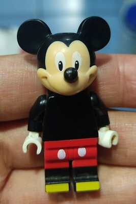 NELA-g, Mickey Mouse Lego Mini Figura Disney Original