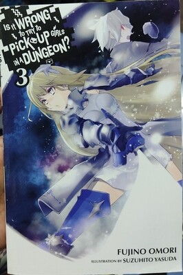 BA19 It is Wrong to try to pick up girls in a dungeon Novela Volumen 3 Ingles