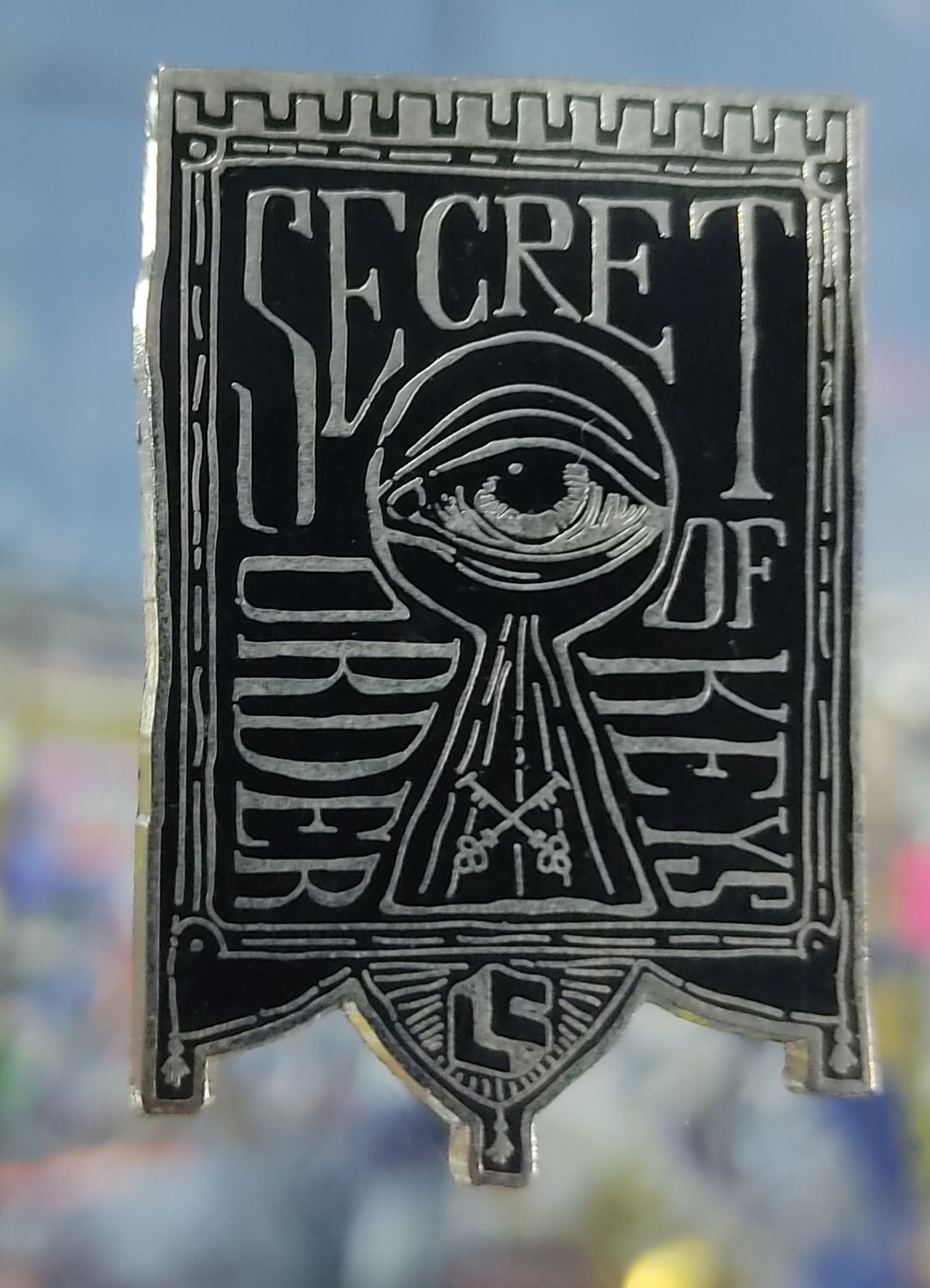 SJ Secret Order of Keys Pin Metalico Loot crate
