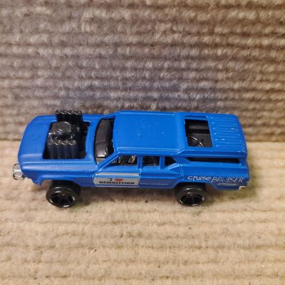 SH Cruise Bruiser Hot Wheels 2015 I Love Demolition