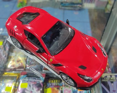 SJ Burgago Ferrari 1/32 F12TDF