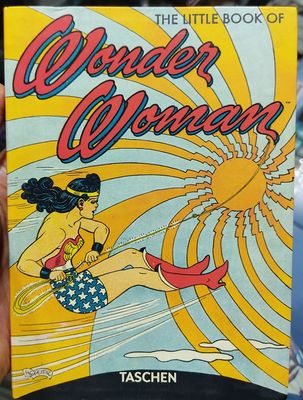 BA3 The Little Book of Wonder Woman Libro Ingles