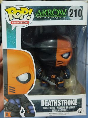 SJ Deathstroke Funko Pop Arrow Caja Danada