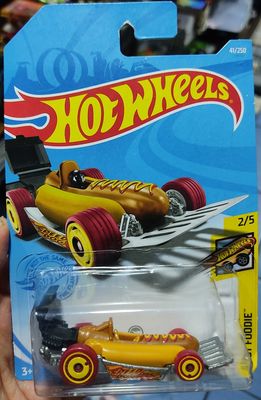 SJ Street Wiener  Hot Wheels Treasure Hunt 41/250