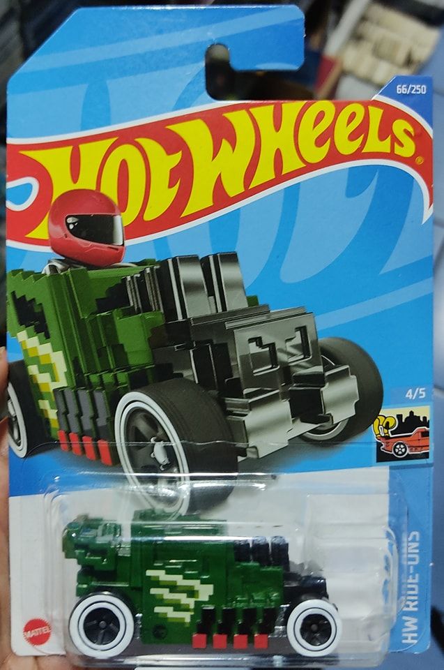 SJ Pixel Shaker  Hot Wheels Treasure Hunt 66/250