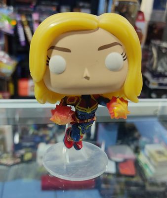 SH9 Captain Marvel Funko Pop Suelto