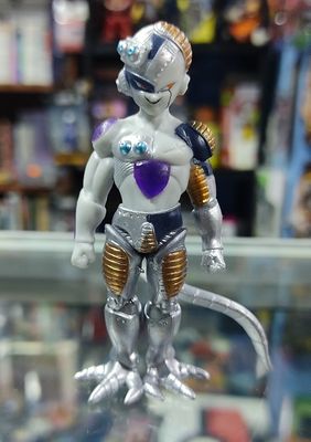 SJ Frieza Figura Dragon Ball 2 Pulgadas